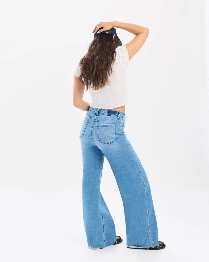 Daze DenimFar Out Jean, Right On Right - The Lady Ship Boutique