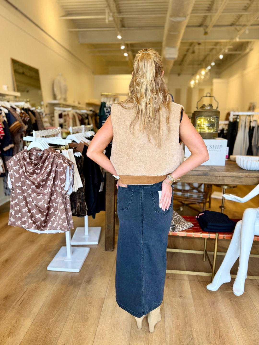 Hidden JeansPeyton Midi Skirt - The Lady Ship Boutique