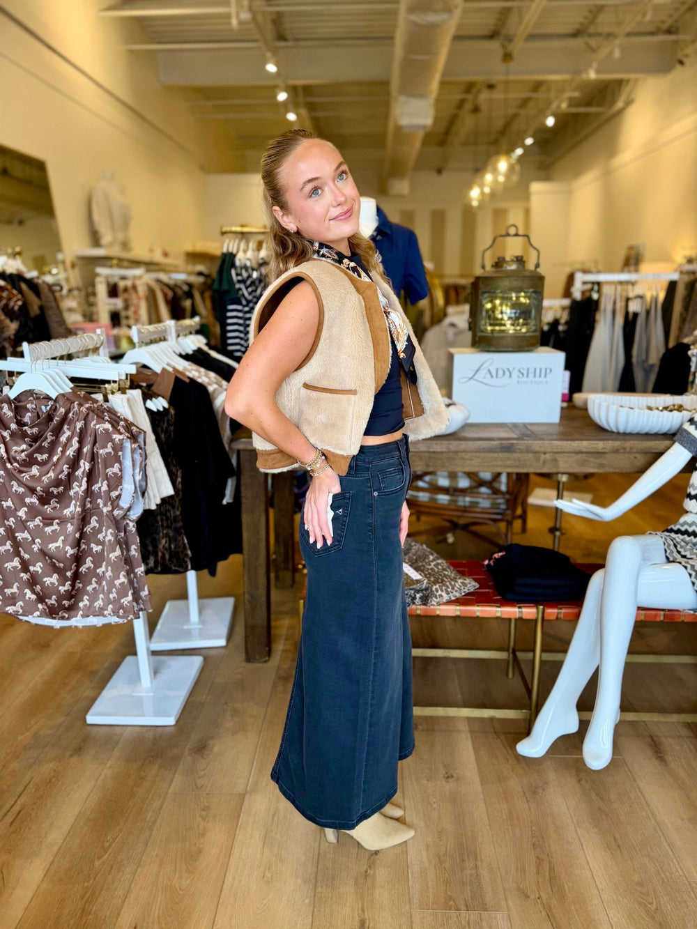 Hidden JeansPeyton Midi Skirt - The Lady Ship Boutique