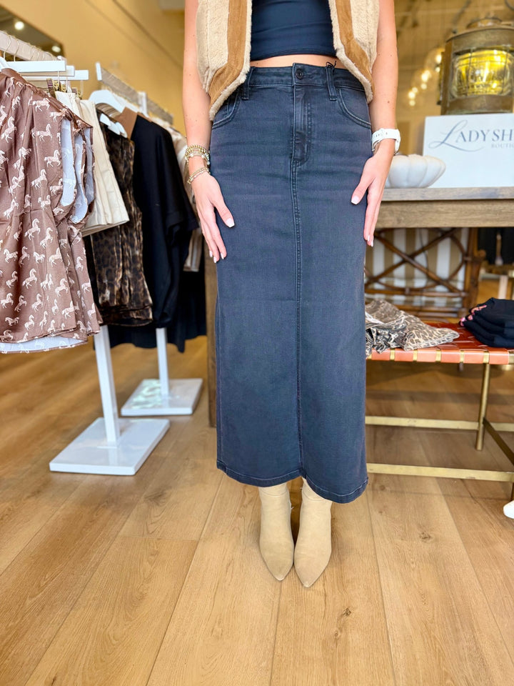 Hidden JeansPeyton Midi Skirt - The Lady Ship Boutique