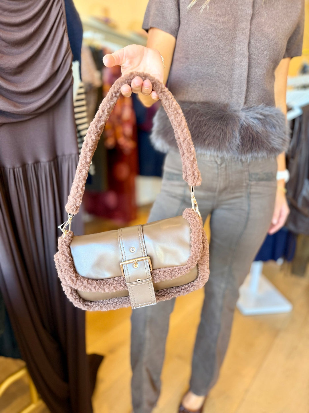 Urban ExpressionsRobby Shoulder Bag - The Lady Ship Boutique